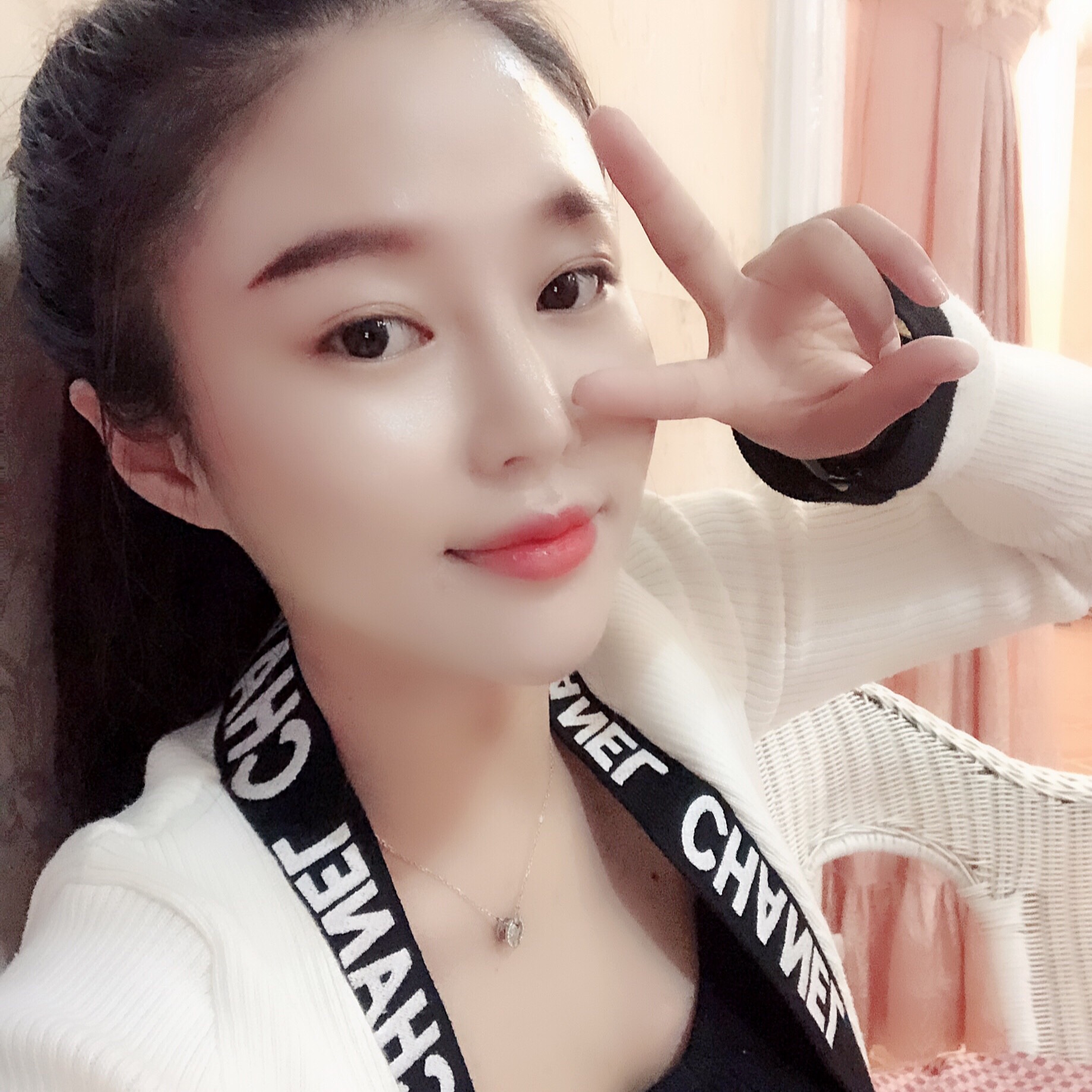 徐雯雯 . 95的主页-快手直播