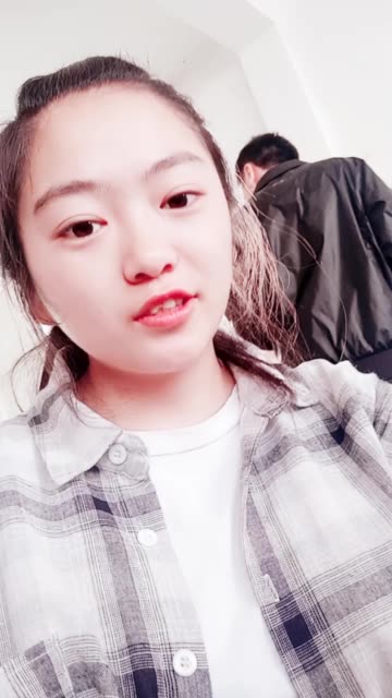 大脸妹 125       赞                   评论              2天前