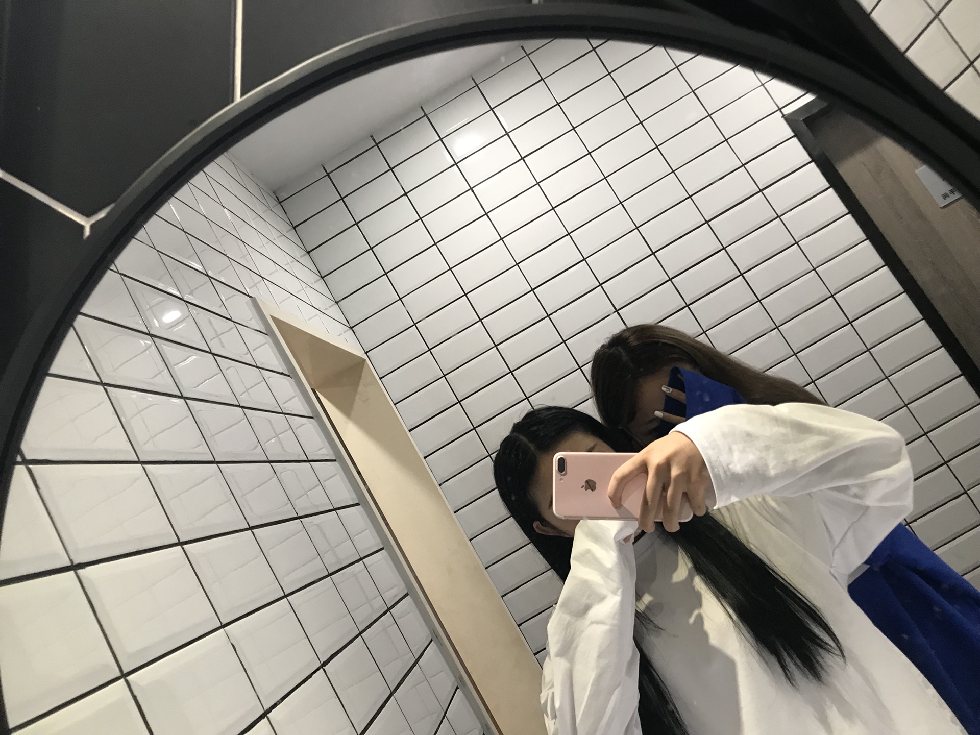 其实我很容易满足不是吗 - 李朵儿0269♀15的快手