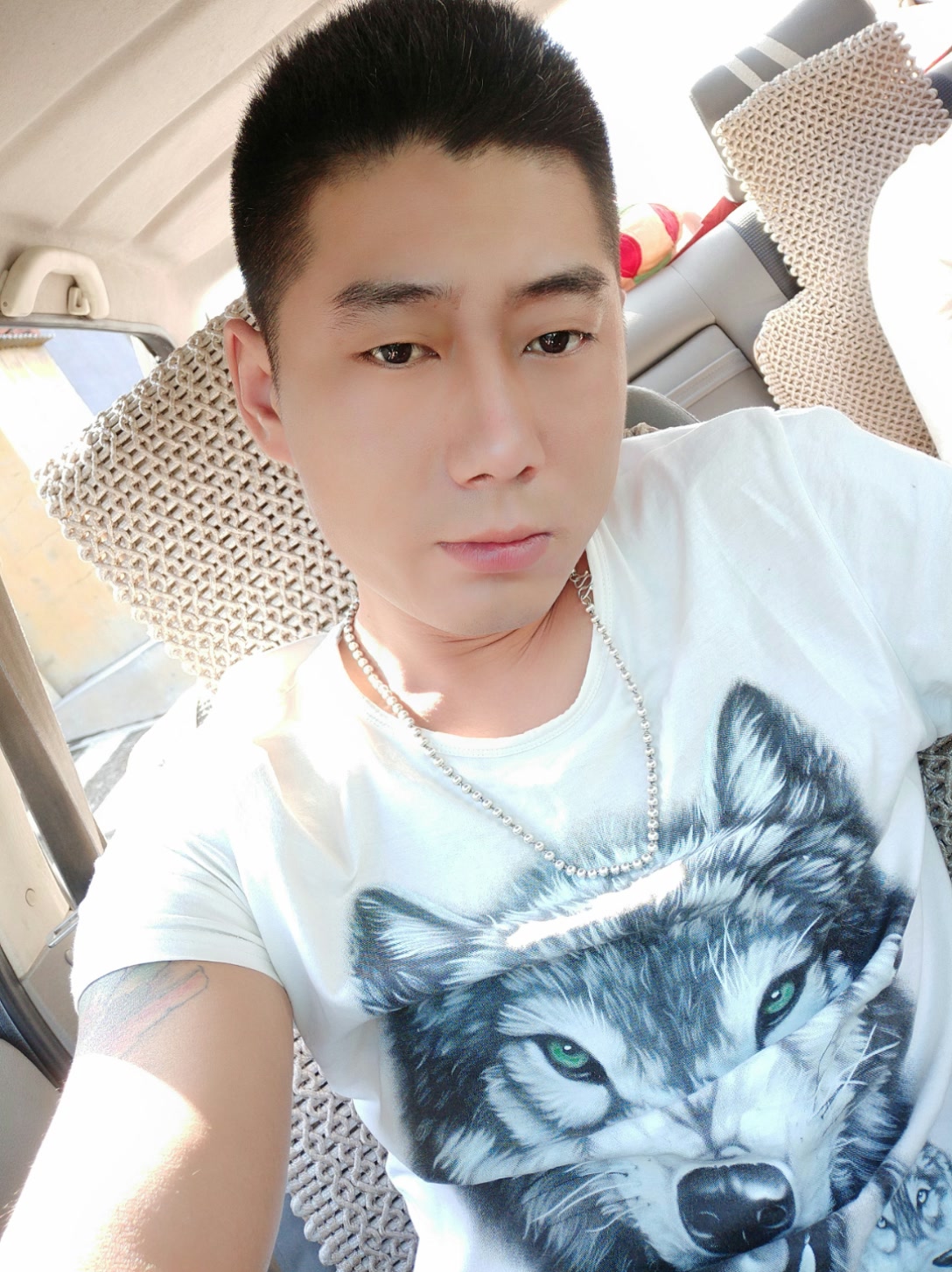 爱雨哥73没坎坷的主页-快手直播