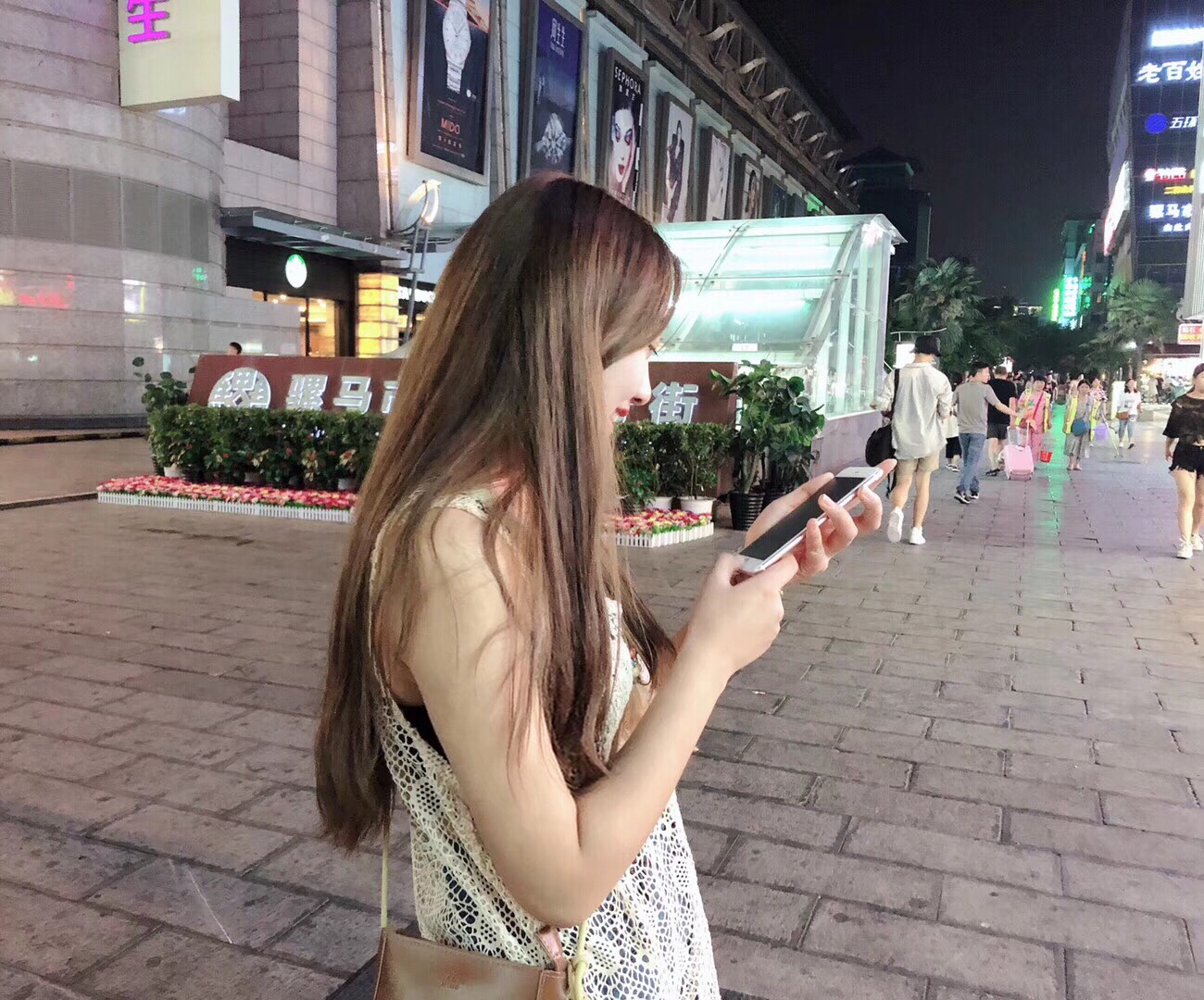 王拉拉029969♀15的主页-快手直播