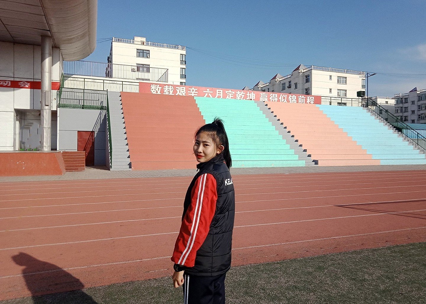 71 @是王雅梦吖90(o92638091) @王舒鸿z(足球71)(o111400593)