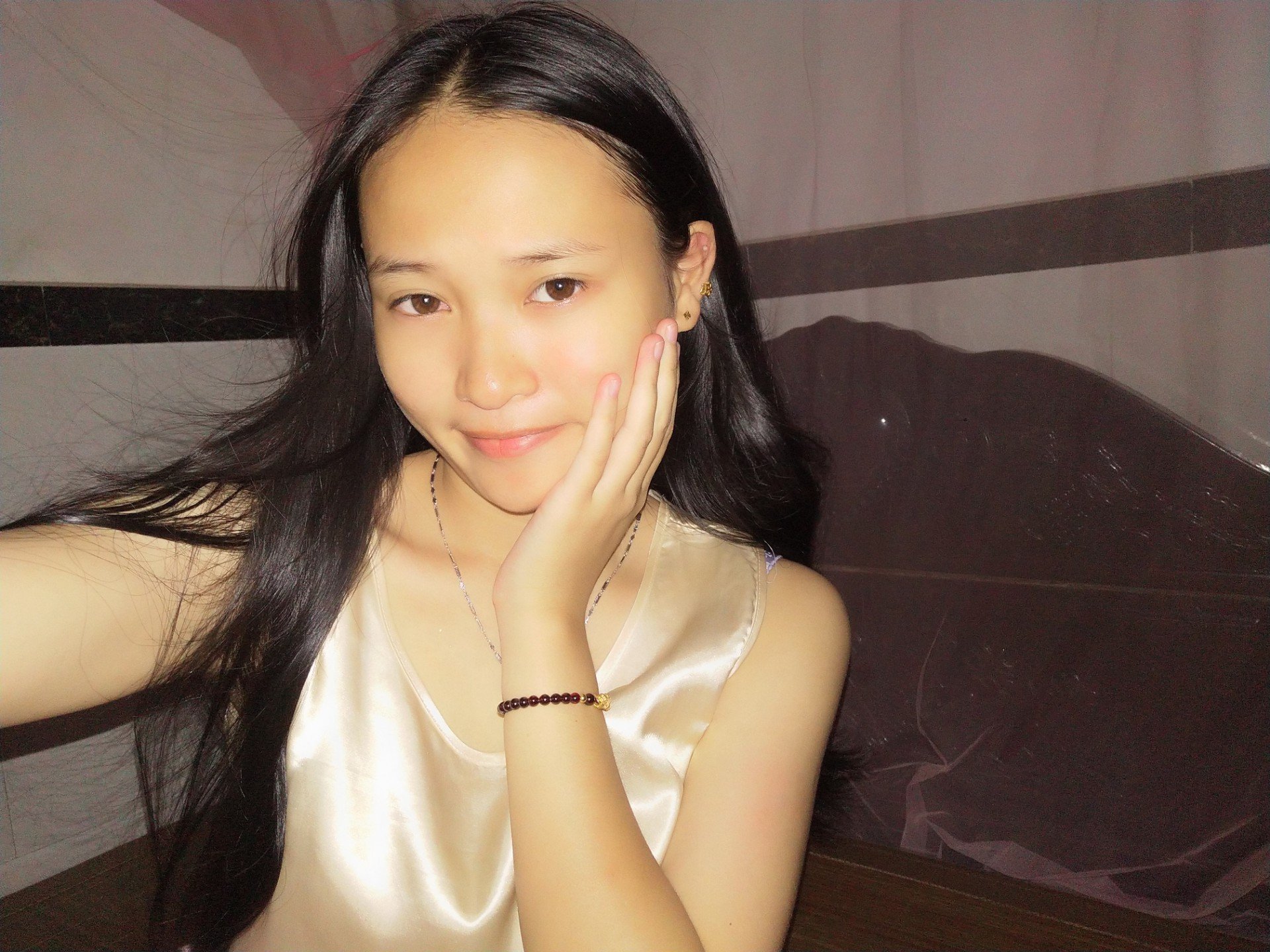 王楚楚的主页-快手直播