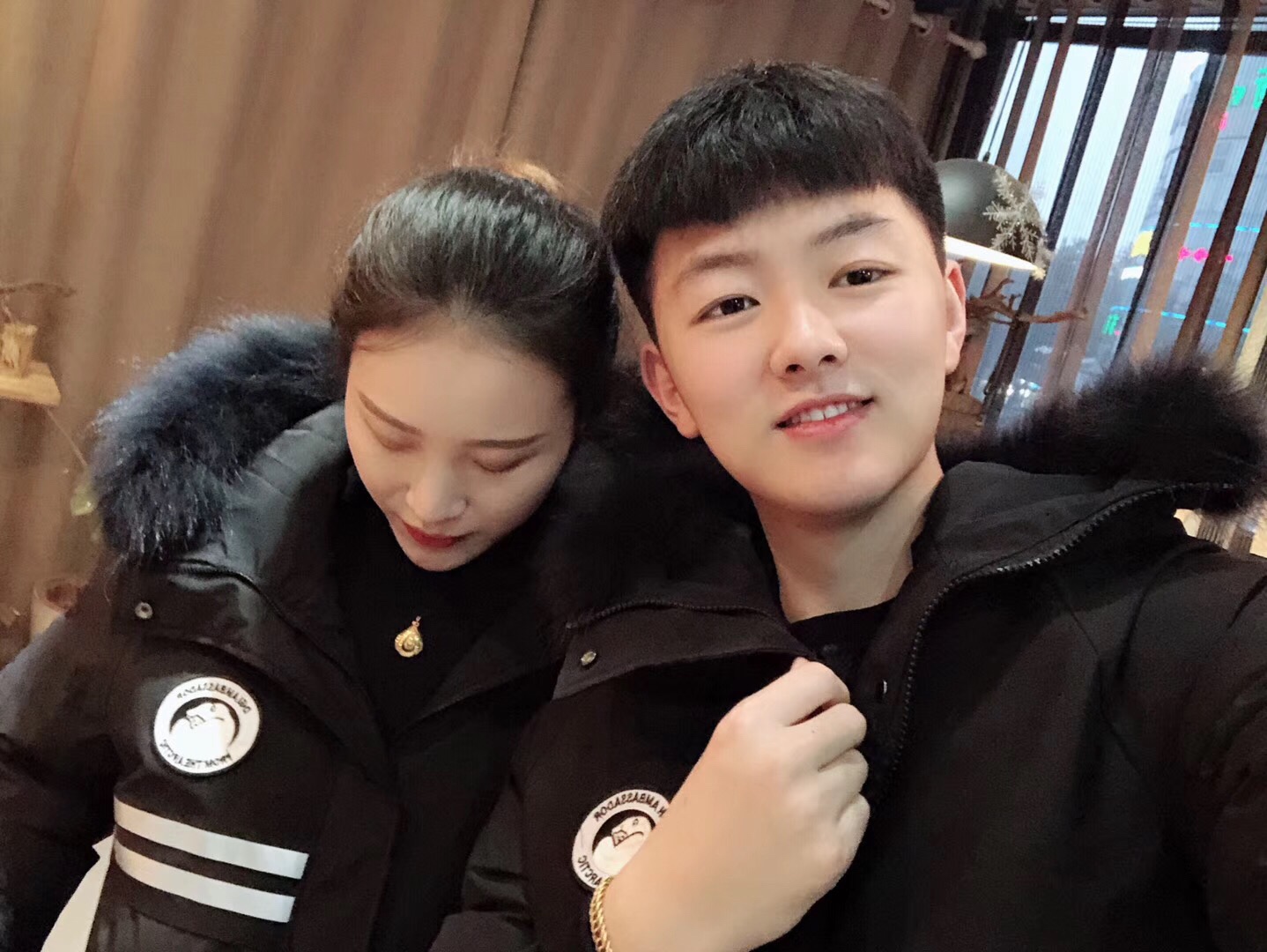 喜欢衣服 手表 定制手链的 @曹麟cl(o2588372)萌萌萌萌 4周前