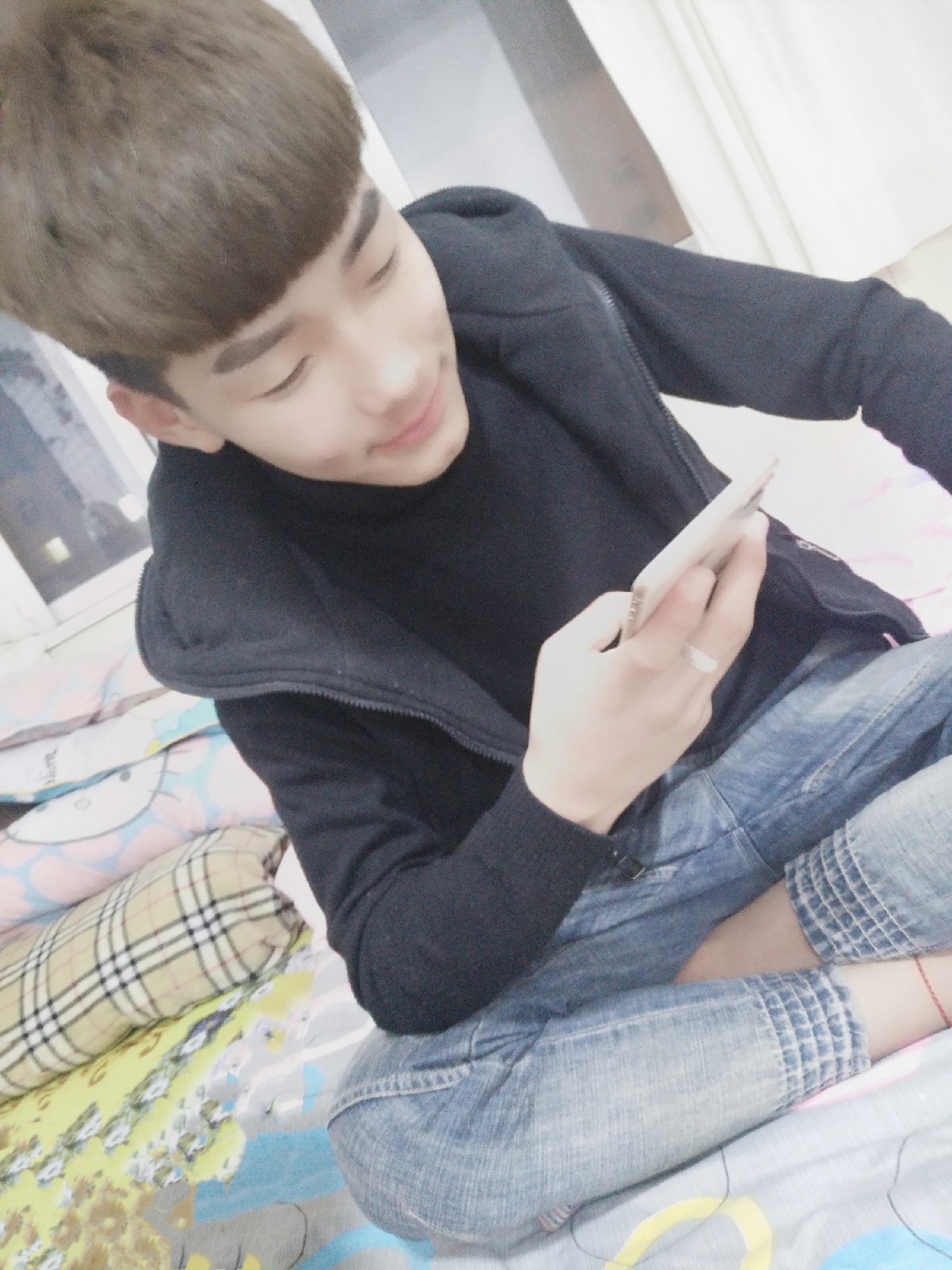 王逸轩.75的主页-快手直播