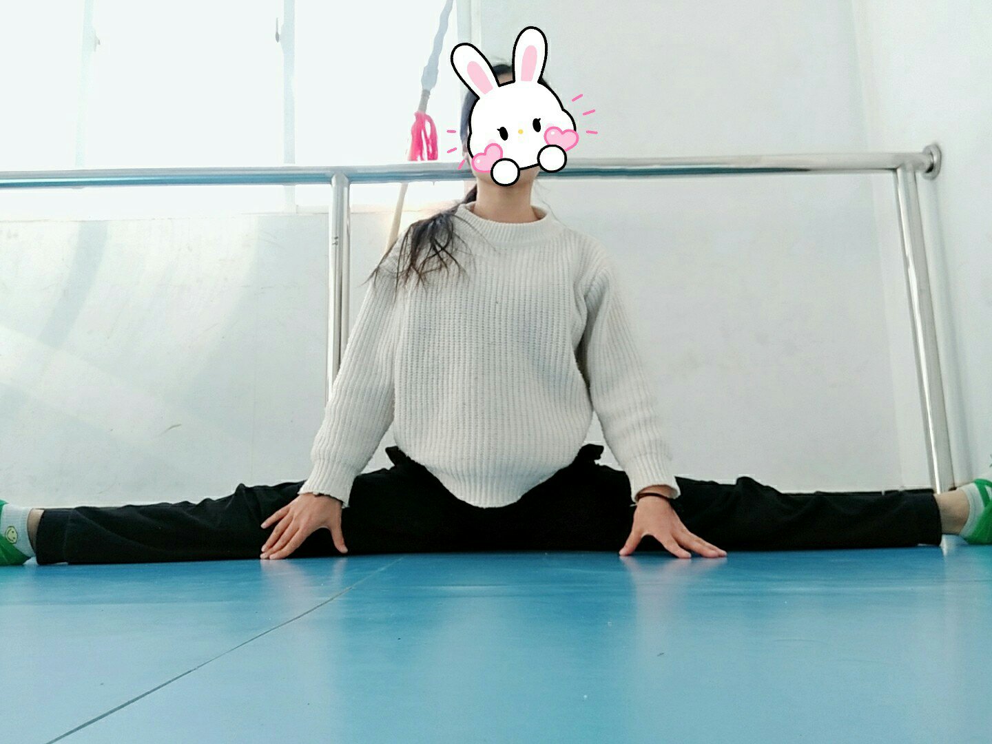 彭 美儿的主页-快手直播