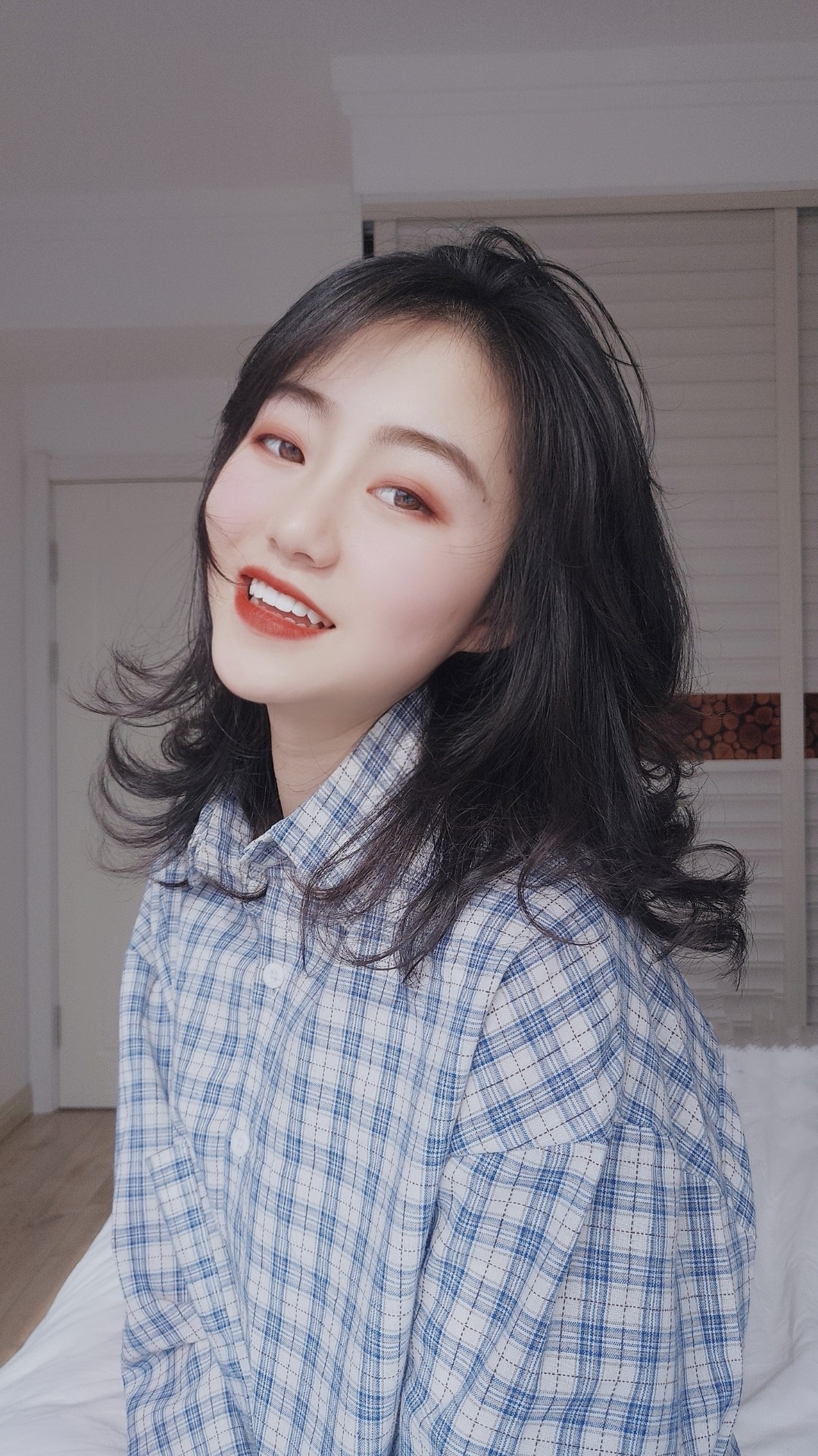 18841467626   张艳妮 慧鑫劳务 大家加一下  我工作号  每天直播 2