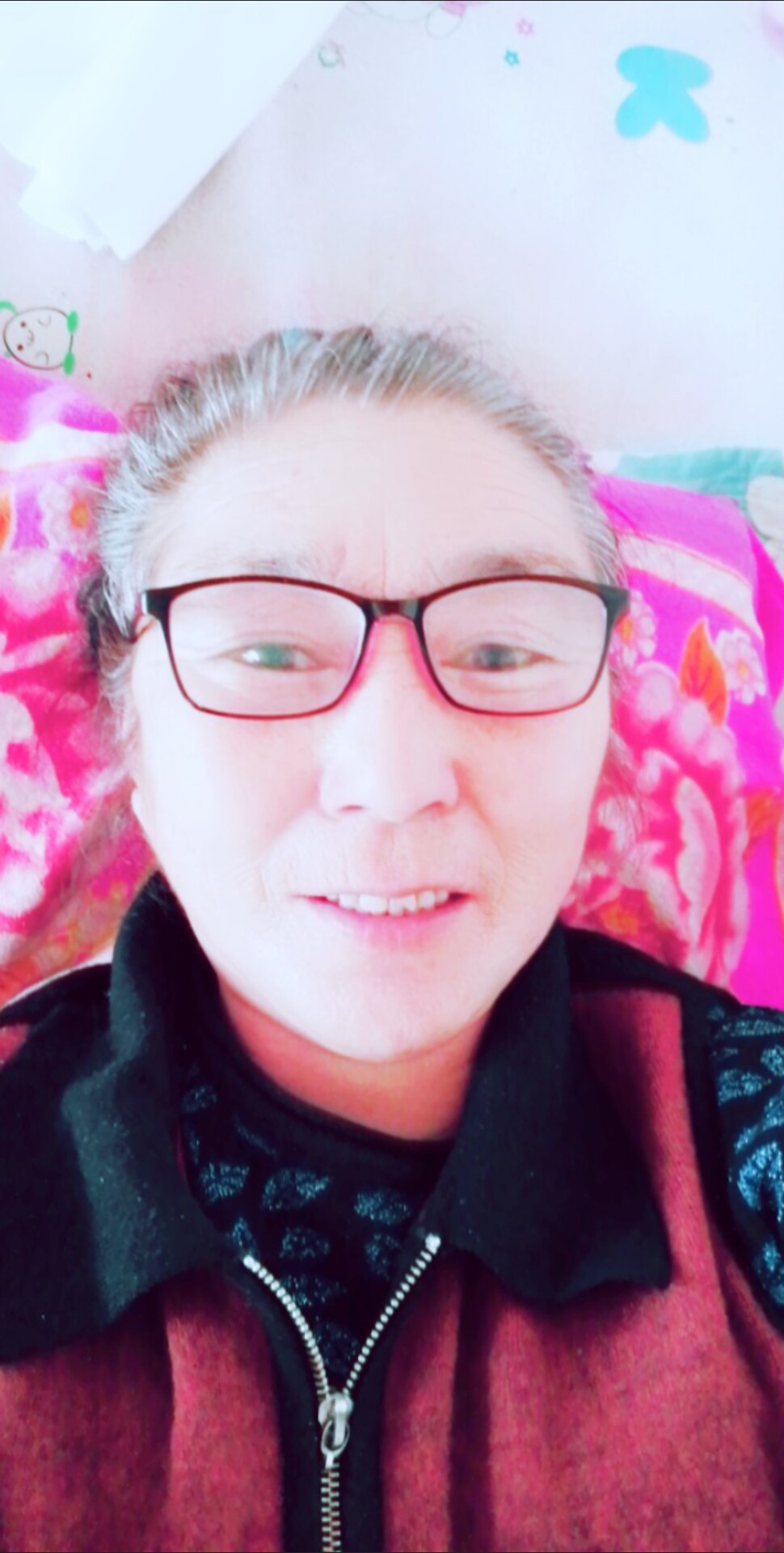 看这老太太美不? 2月前