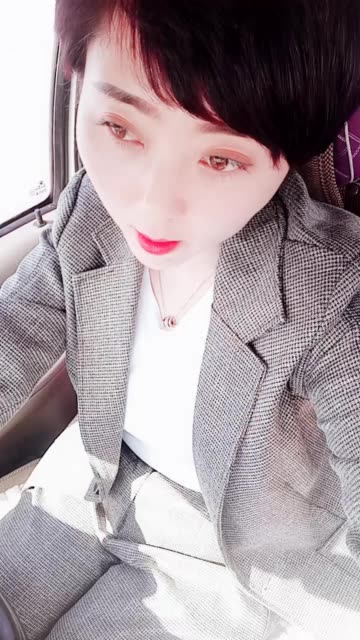 低调95小薇姐的主页-快手直播