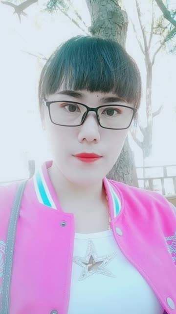 我想出去玩,又加班 4周前