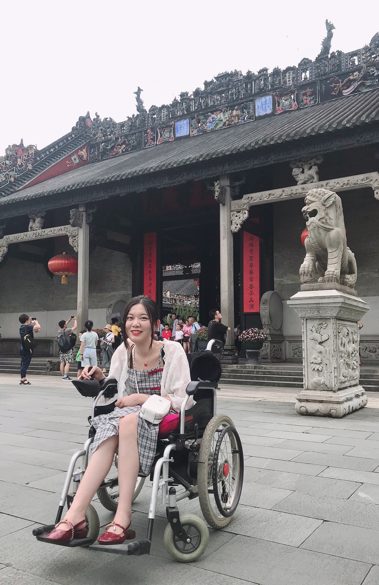 我们仍有理想 我们无名却充满莫名渴望#轮椅女孩