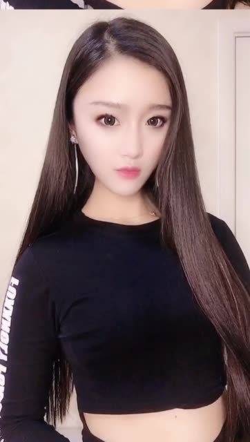 148 粉丝 4013 微博 04 查看更多 a 微关系 他的关注(260) unee彤彤