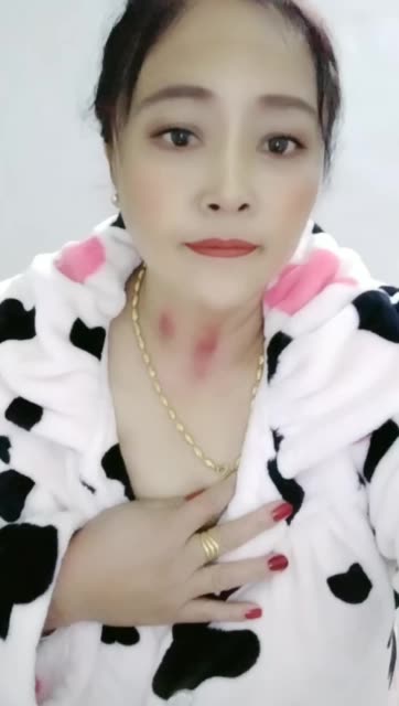 简介   关注 g 私信 = 超过 1000 万人正在使用 他的主页 他的相册 88