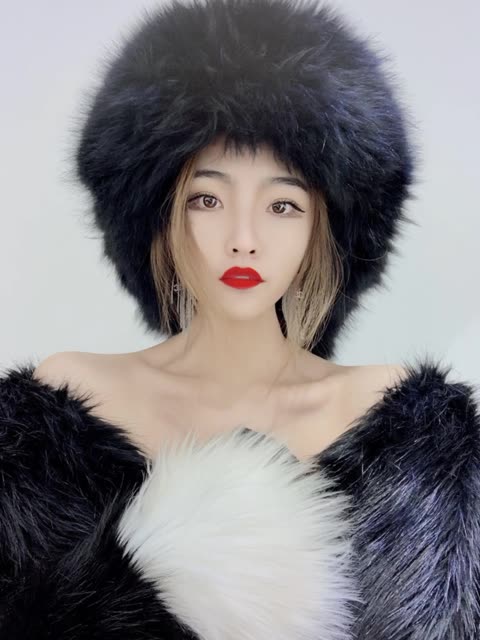 羽绒服毛领拍照 安排#热门           3162