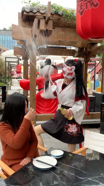 吓着美女喝水了#全网最帅开酒猫           166.9w  2.