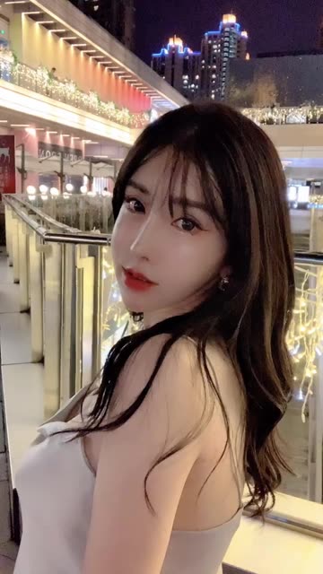 粉丝 12340 微博 04 查看更多 a 微关系 他的关注(1307) miss欣娜