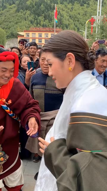 他还没有填写个人简介   关注 g 私信 = 他的主页 他的相册 2043