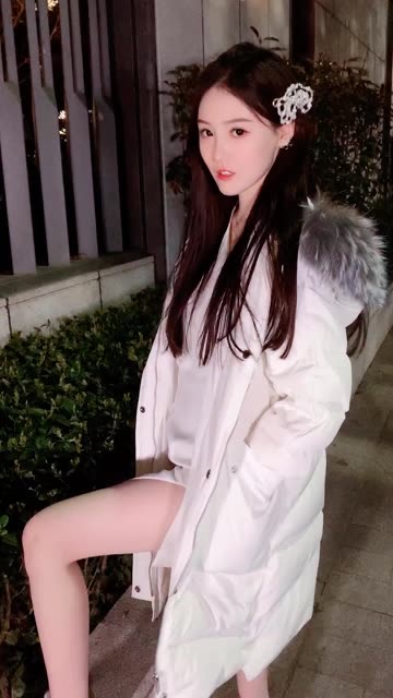 c  关注 悲欢离合hxs  4月24日 10:00 来自 快手极速版