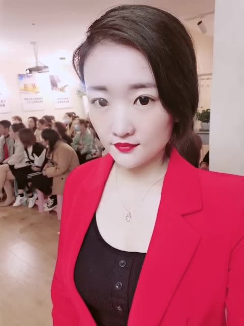 菲姐201201  4月12日 07:29 来自 快手       